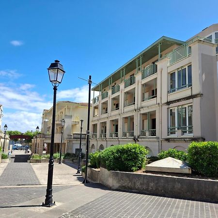 Appartement Avec Piscine, Tennis & Balcon, Centre-Ville Chatelaillon-Plage, 6 Pers, 2 Ch - Fr-1-706-17 Châtelaillon-Plage Exterior foto