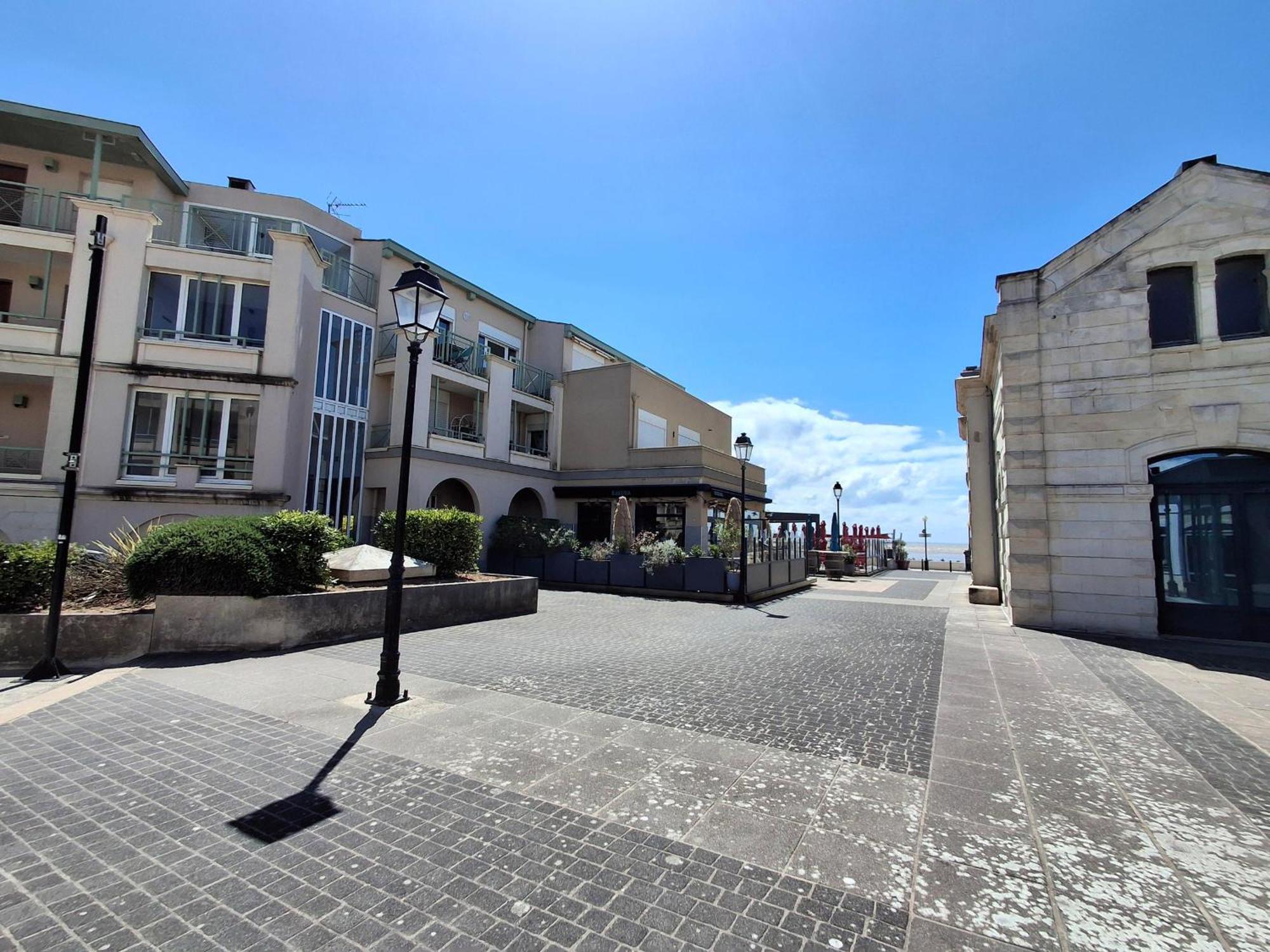 Appartement Avec Piscine, Tennis & Balcon, Centre-Ville Chatelaillon-Plage, 6 Pers, 2 Ch - Fr-1-706-17 Châtelaillon-Plage Exterior foto